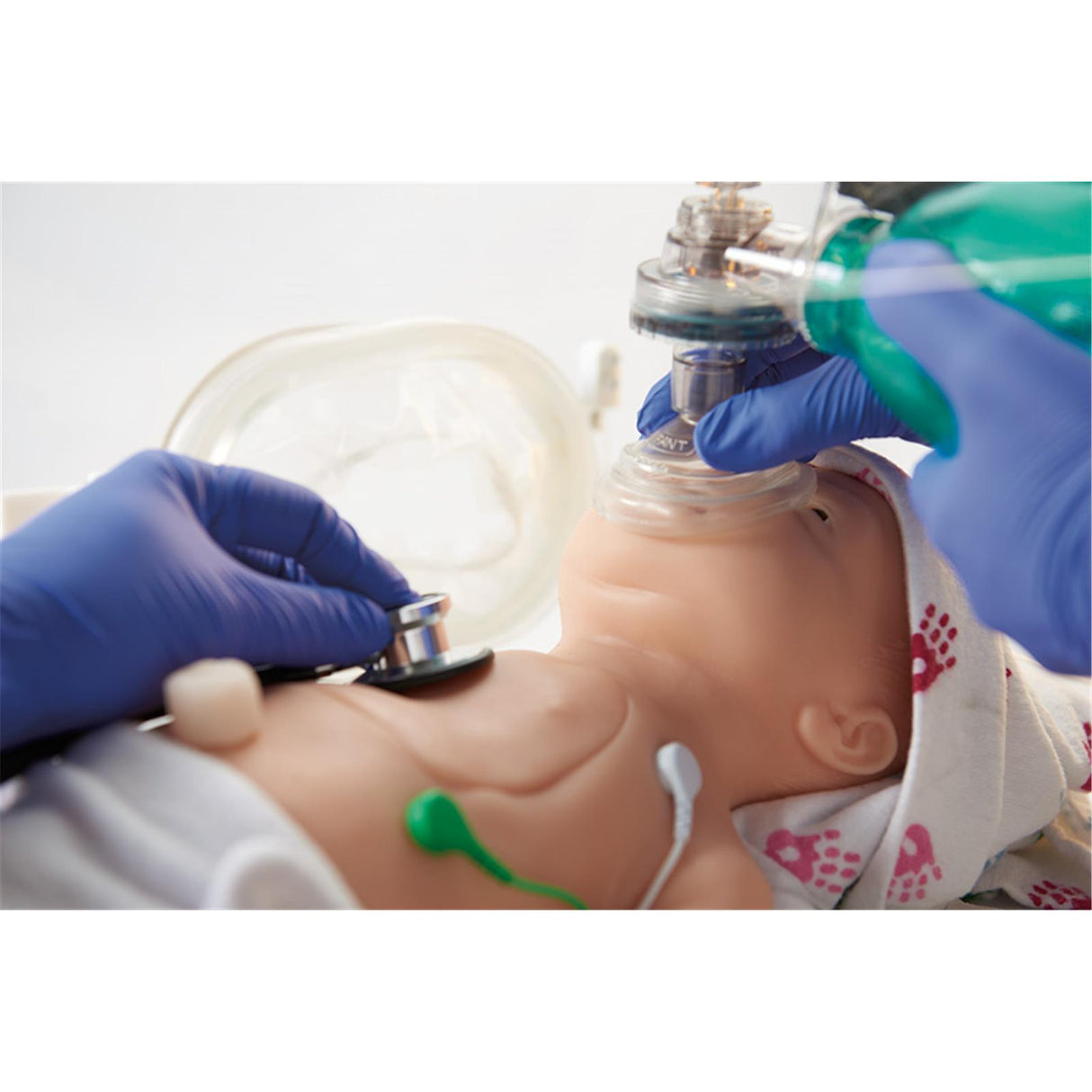 Erler-Zimmer Baby C.H.A.R.L.I.E. Simulator Modell zur neonatalen Wiederbelebung ohne EKG