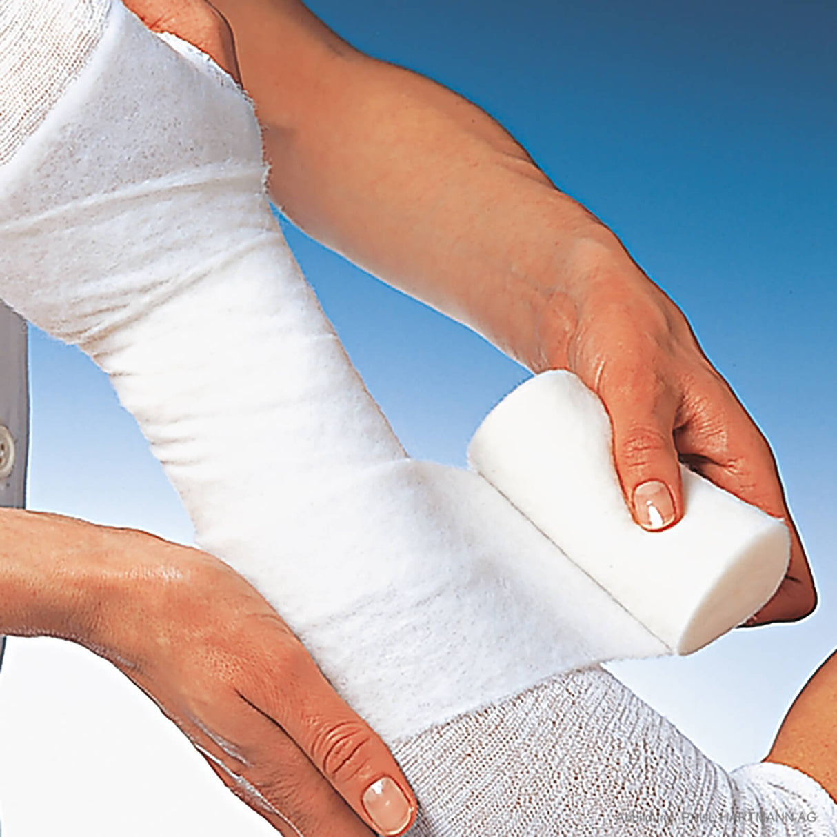 Hartmann Rolta-soft 3 m x 10 cm, Synthetik-Wattebinden (30 Stck.)