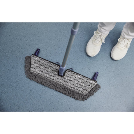 Vileda Professional Swep Duo r-MicroCombi Pro Mop – doppelseitiger Microfasermopp mit Wabenflor-Struktur – Ansicht 3