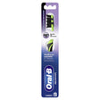 Oral-B Pro-3DWhite Zahnbürste 40 Medium mit Aktivkohle-Borsten