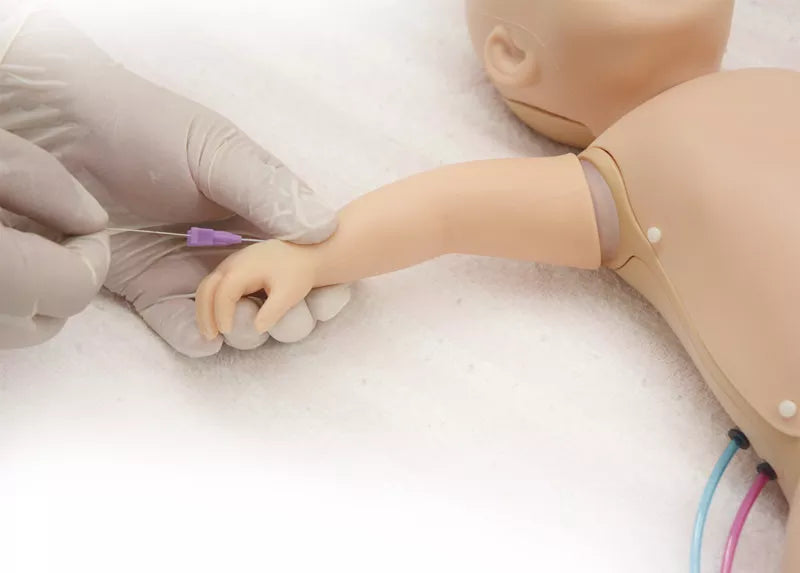 Erler-Zimmer Erweiterte Neugeborenen Pflege- und Notfallpuppe „Plus II“