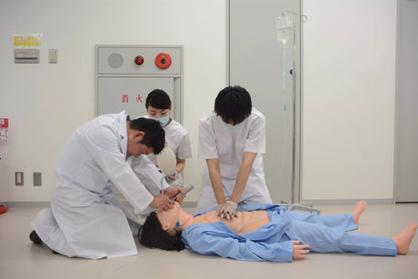 Erler-Zimmer Krankenpflegesimulator „Yaye“