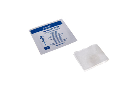 Romed Alkoholtupfer PREP-2000 – Detailansicht Tütchen und Tuch